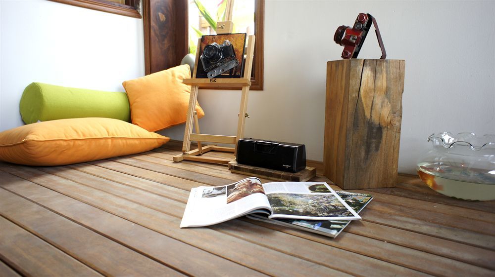 Hotel Chic - Retreat